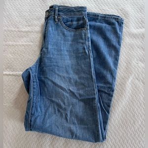 High Waist Wide Leg Lightwash Jeans